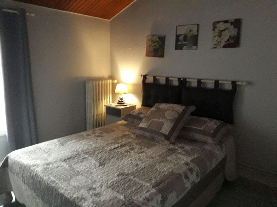 La Petite Auberge Chatelraould-Saint-Louvent Luaran gambar
